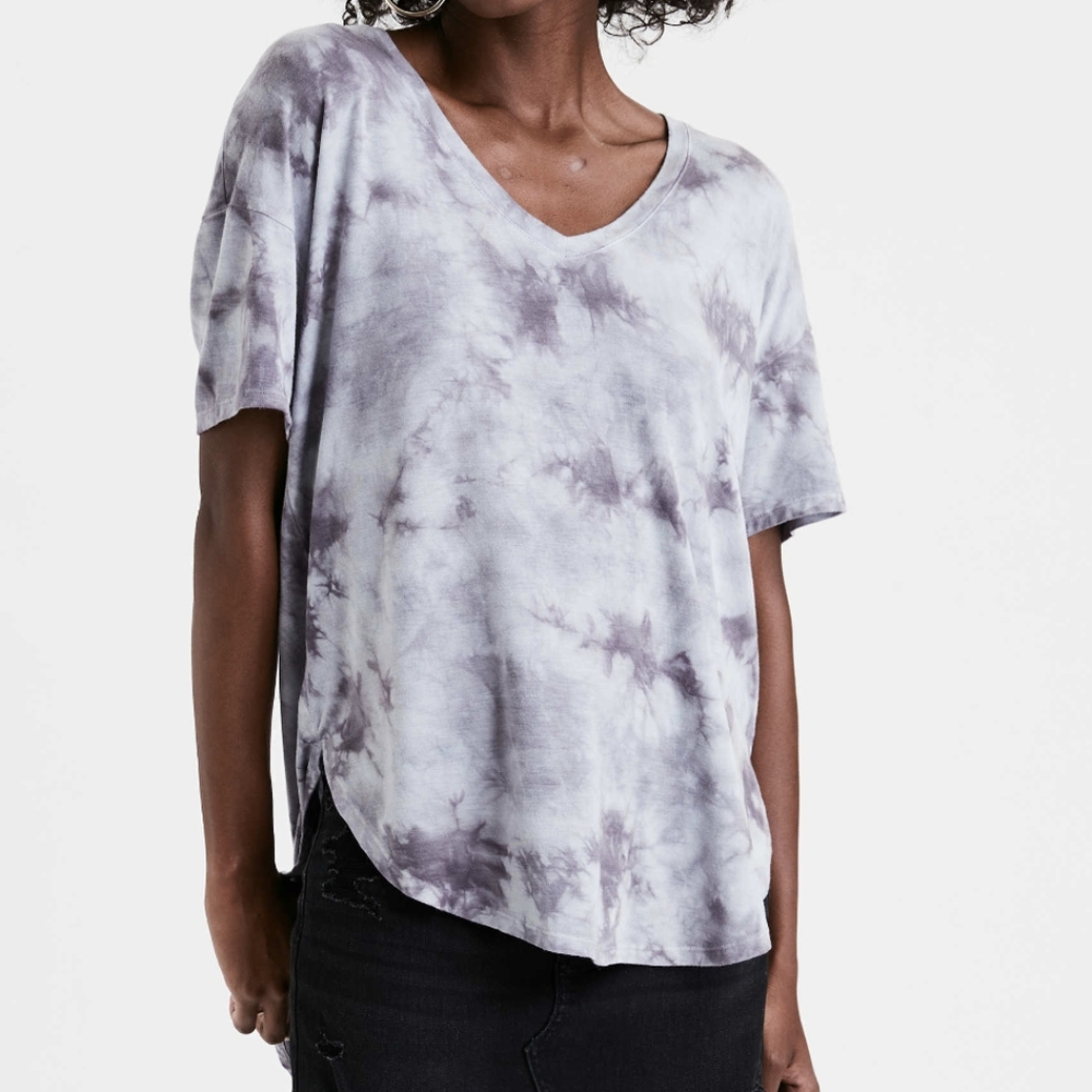 American Eagle relaxed tie dye tee